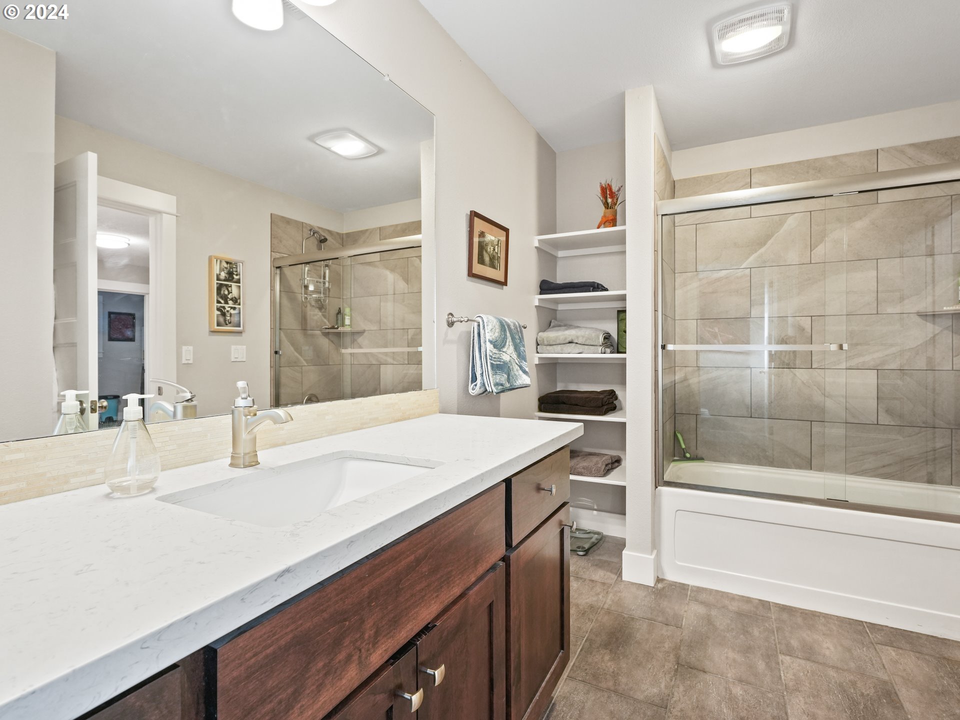 4815 Southeast Rural Street Portland, OR 97206 - Photo 20 of 44 Gallery Image 20