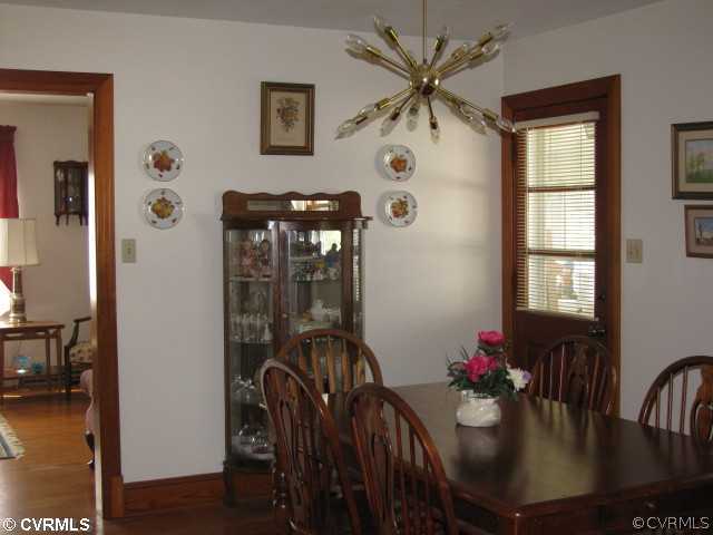 2034 Tuggle Road Farmville, VA 23901 - Photo 4 of 12 a dining room with furniture and window