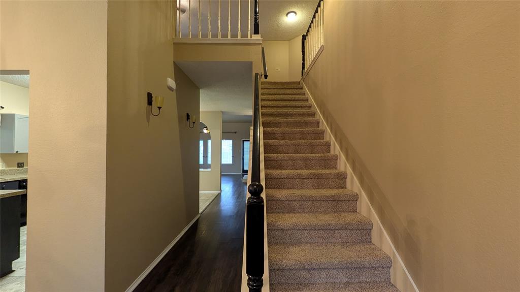 4924 Timberview Drive Flower Mound, TX 75028 - Photo 2 of 12