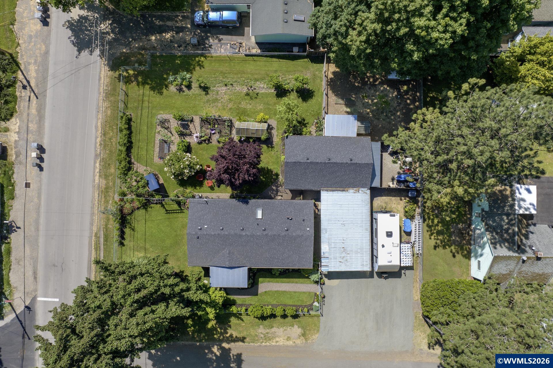 310 Chicago Street Northeast Albany, OR 97321 - Photo 43 of 48