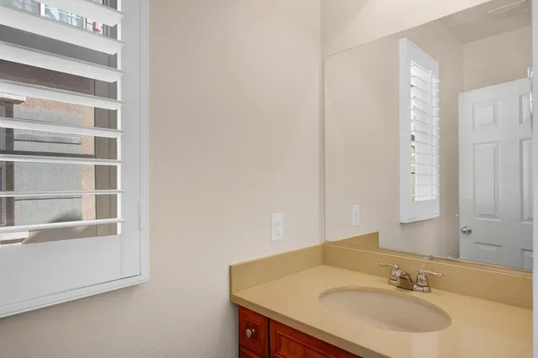 $2,995 | 607 Calle Vibrante, Palm Desert, CA 92211