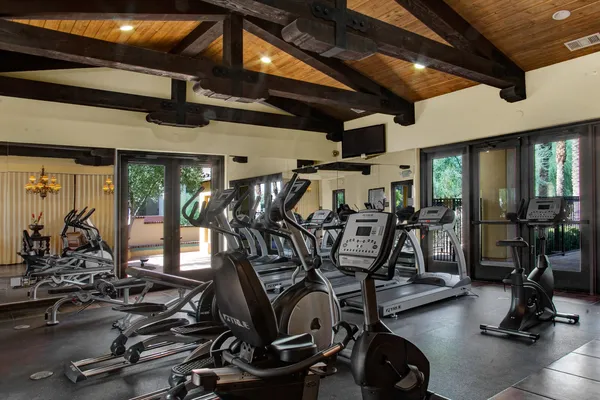 $2,995 | 607 Calle Vibrante, Palm Desert, CA 92211