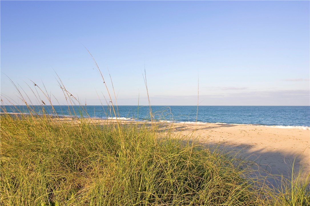 1939 Ocean Ridge Circle Vero Beach, FL 32963 - Photo 32 of 33 a view of a room with an empty room