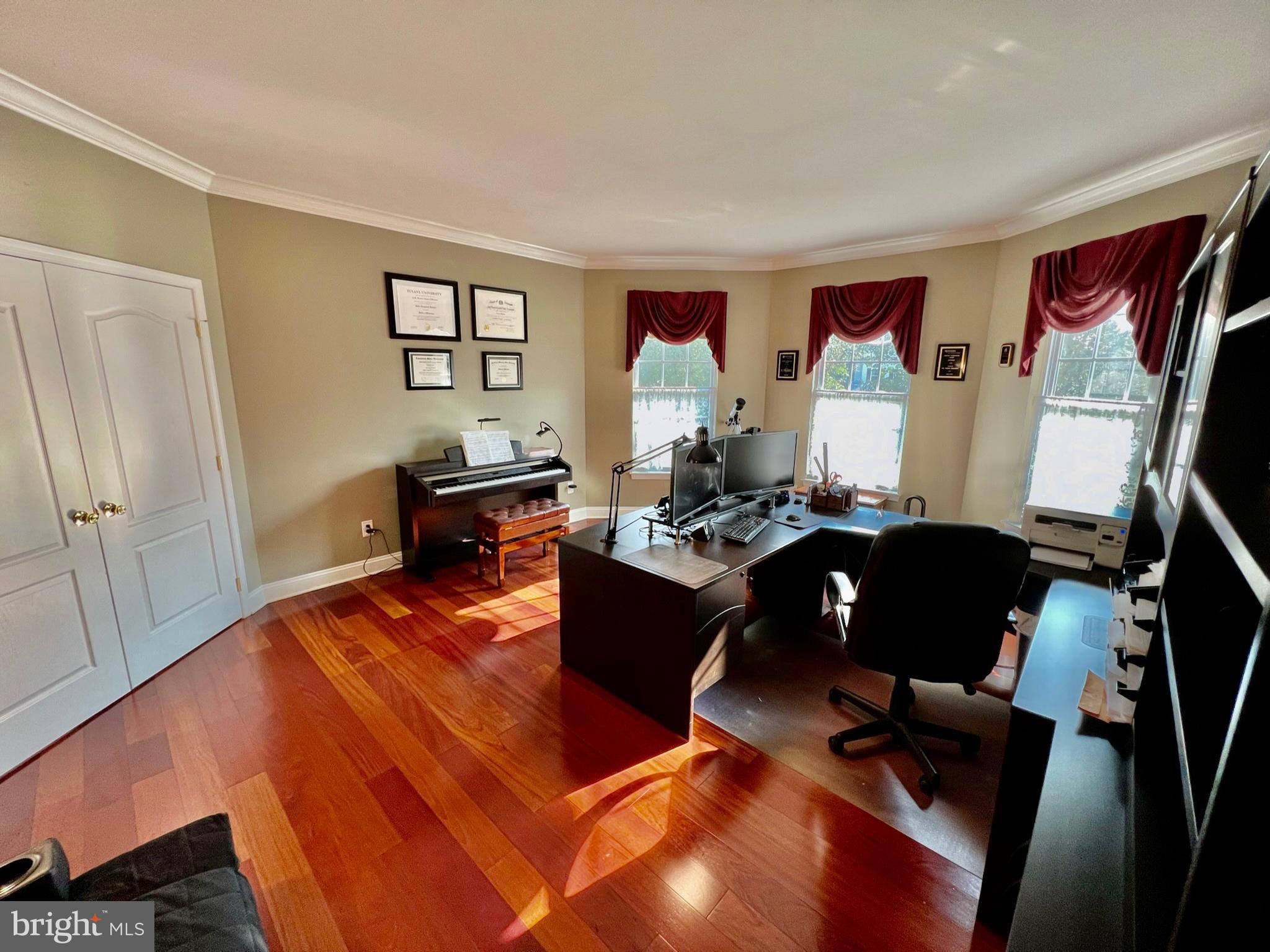 18 Skyline Circle Sewell, NJ 08080 - Photo 24 of 59 a living room with furniture and a flat screen tv
