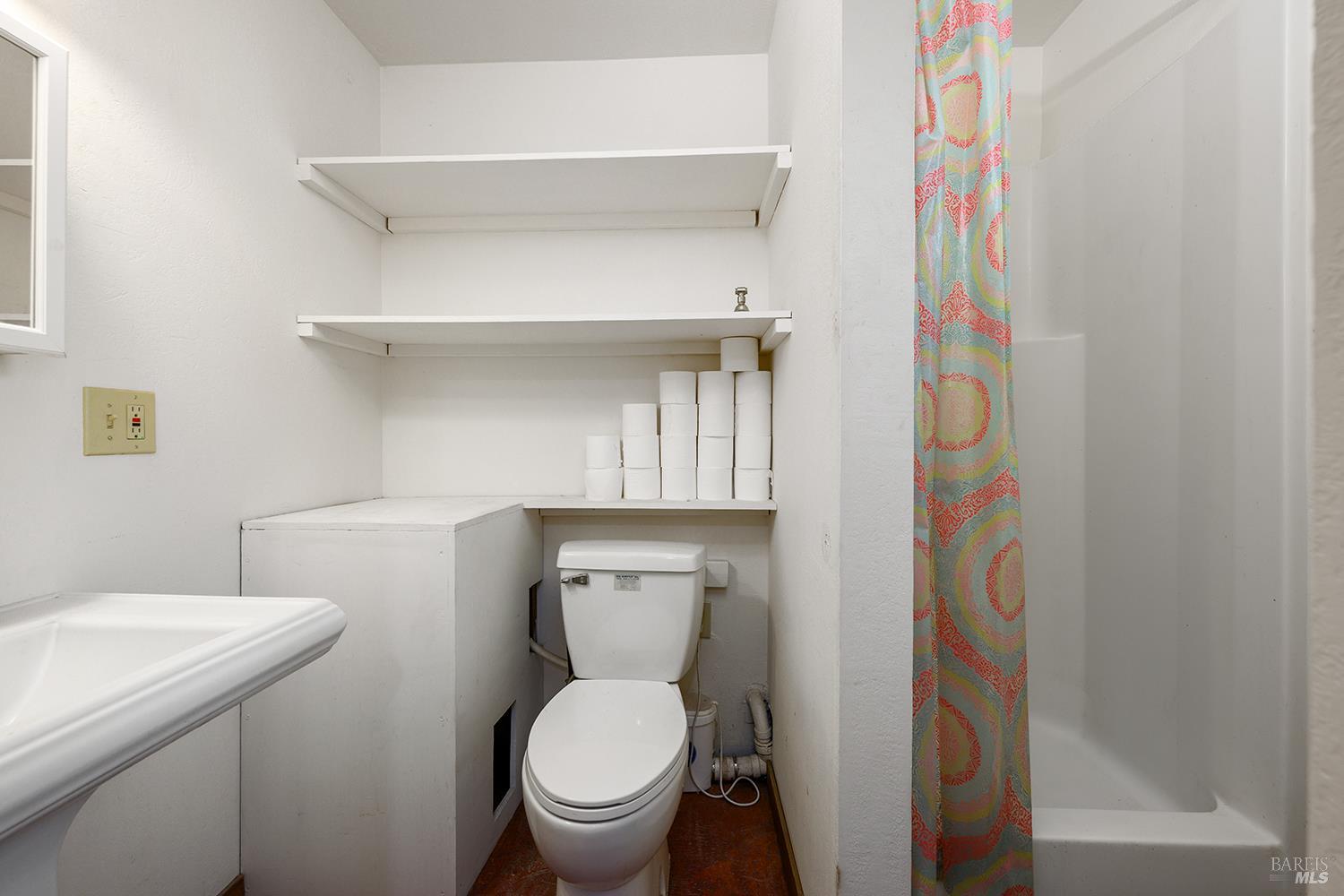 285 Neva Street Sebastopol, CA 95472 - Photo 32 of 39 a bathroom with a toilet and a sink