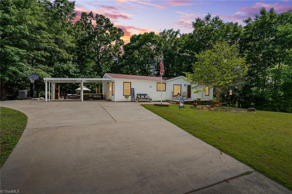 4947 Cashatt Road Trinity, NC 27370 - Photo 1 of 34