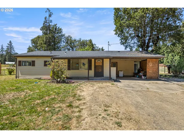 $250,000 | 21138 North Umpqua Highway, Idleyld Park, OR 97447