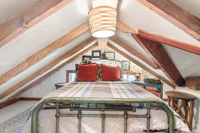 $365,000 | 12 Cross Street, Newfane, VT 05345