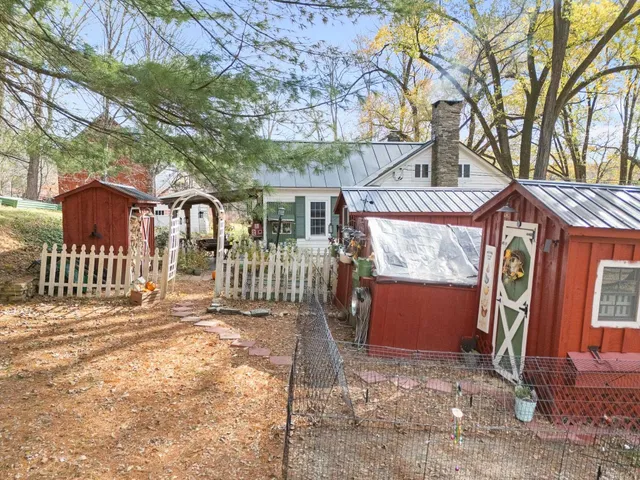 $365,000 | 12 Cross Street, Newfane, VT 05345