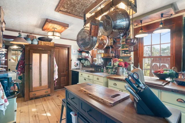 $365,000 | 12 Cross Street, Newfane, VT 05345