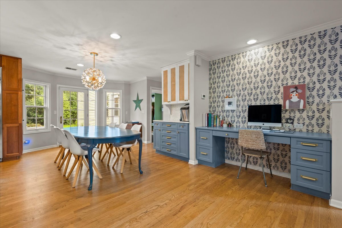 1255 Warrington Road Deerfield, IL 60015 - Photo 6 of 38 Gallery Image 6
