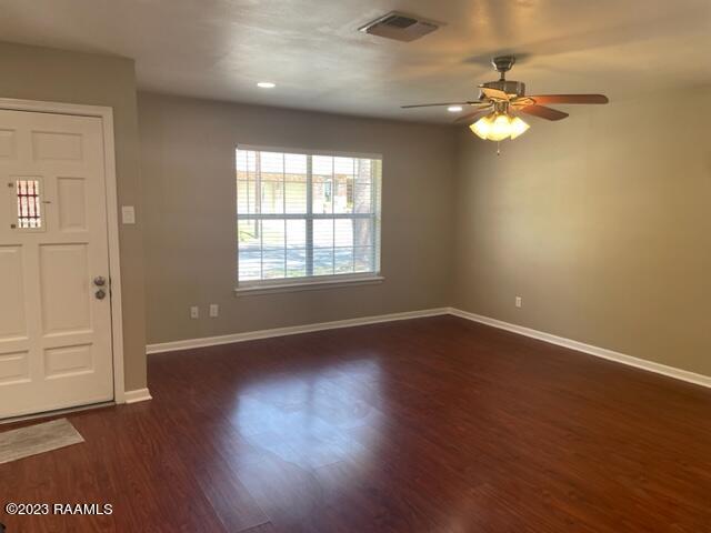 362 Rena Drive Lafayette, LA 70503 - Photo 3 of 17 Living room