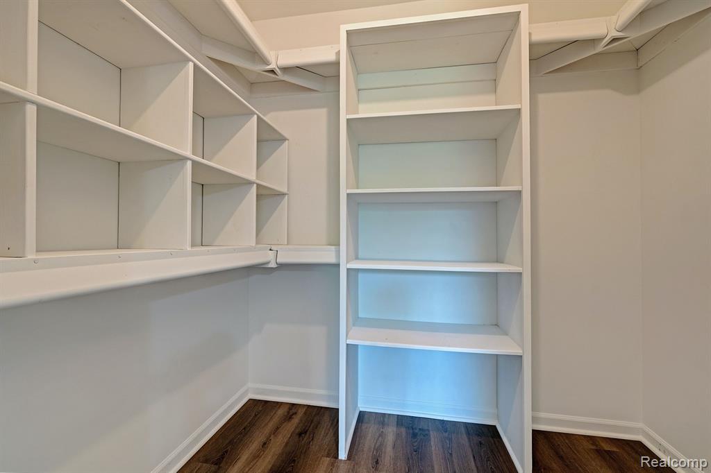 1676 Greenwood Road Lapeer, MI 48446 - Photo 19 of 41 Gallery Image 19