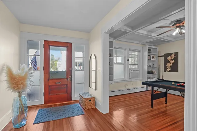 $4,500 | 10 Peckham Avenue, Newport, RI 02840