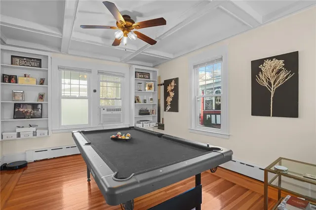 $4,500 | 10 Peckham Avenue, Newport, RI 02840