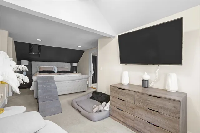 $4,500 | 10 Peckham Avenue, Newport, RI 02840