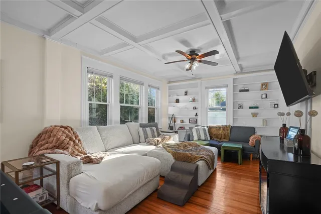 $4,500 | 10 Peckham Avenue, Newport, RI 02840