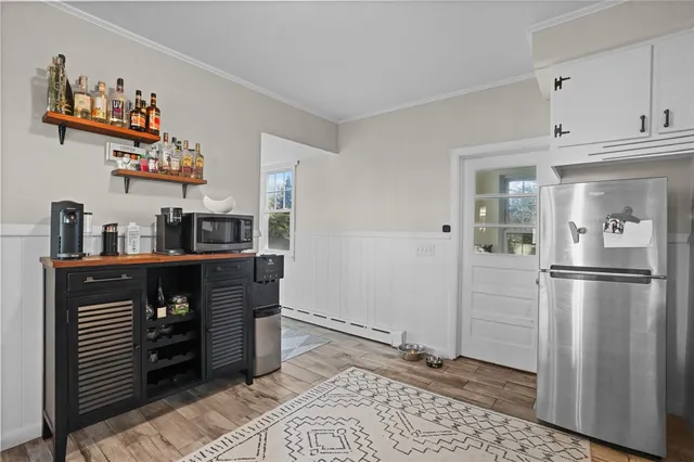 $4,500 | 10 Peckham Avenue, Newport, RI 02840