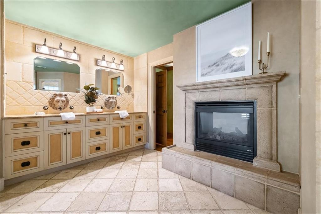 3125 Tomahawk Road Mission Hills, KS 66208 - Photo 27 of 50