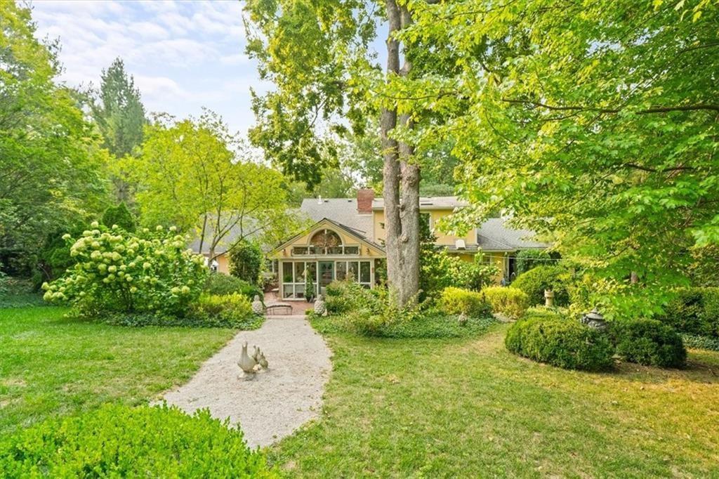 3125 Tomahawk Road Mission Hills, KS 66208 - Photo 38 of 50