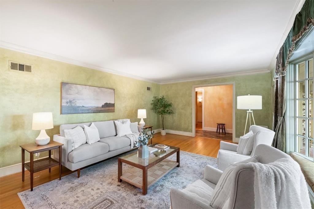 3125 Tomahawk Road Mission Hills, KS 66208 - Photo 5 of 50