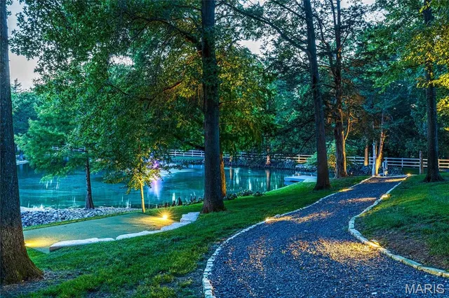 $4,995,000 | 5425 Independence Road, Weldon Spring, MO 63304