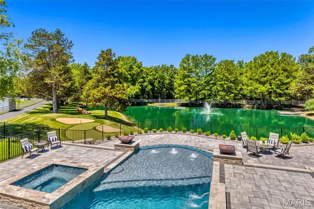 $4,995,000 | 5425 Independence Road, Weldon Spring, MO 63304