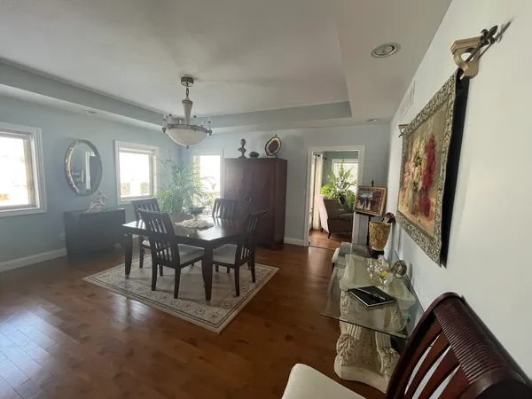a view of a livingroom and dining room