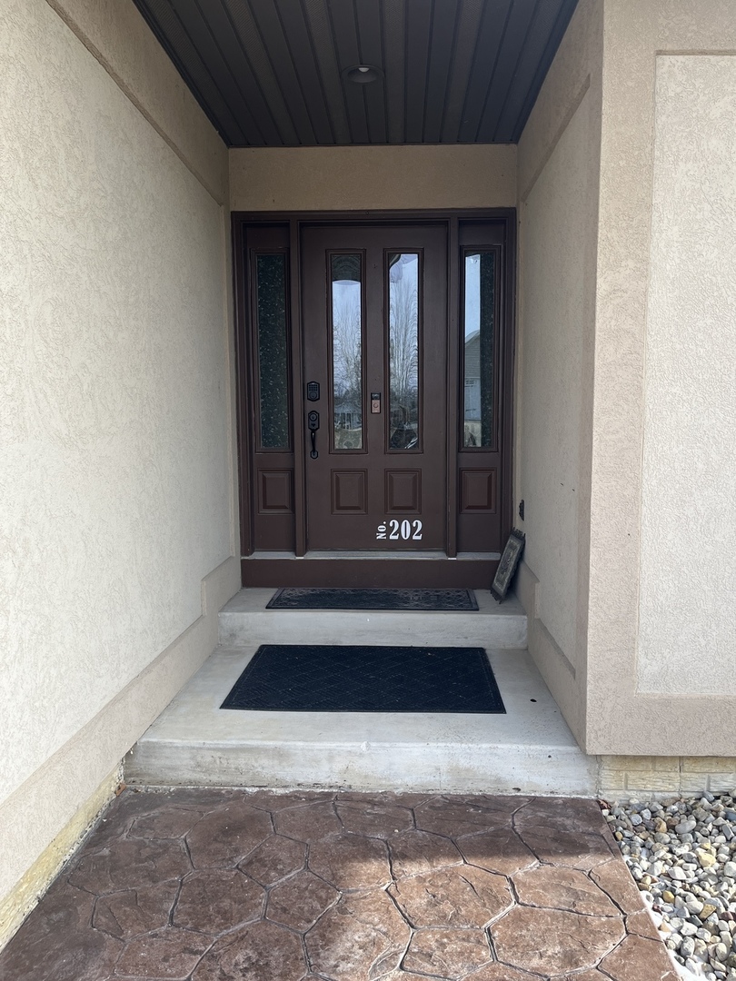 202 Regina Court Kewanee, IL 61443 - Photo 9 of 46