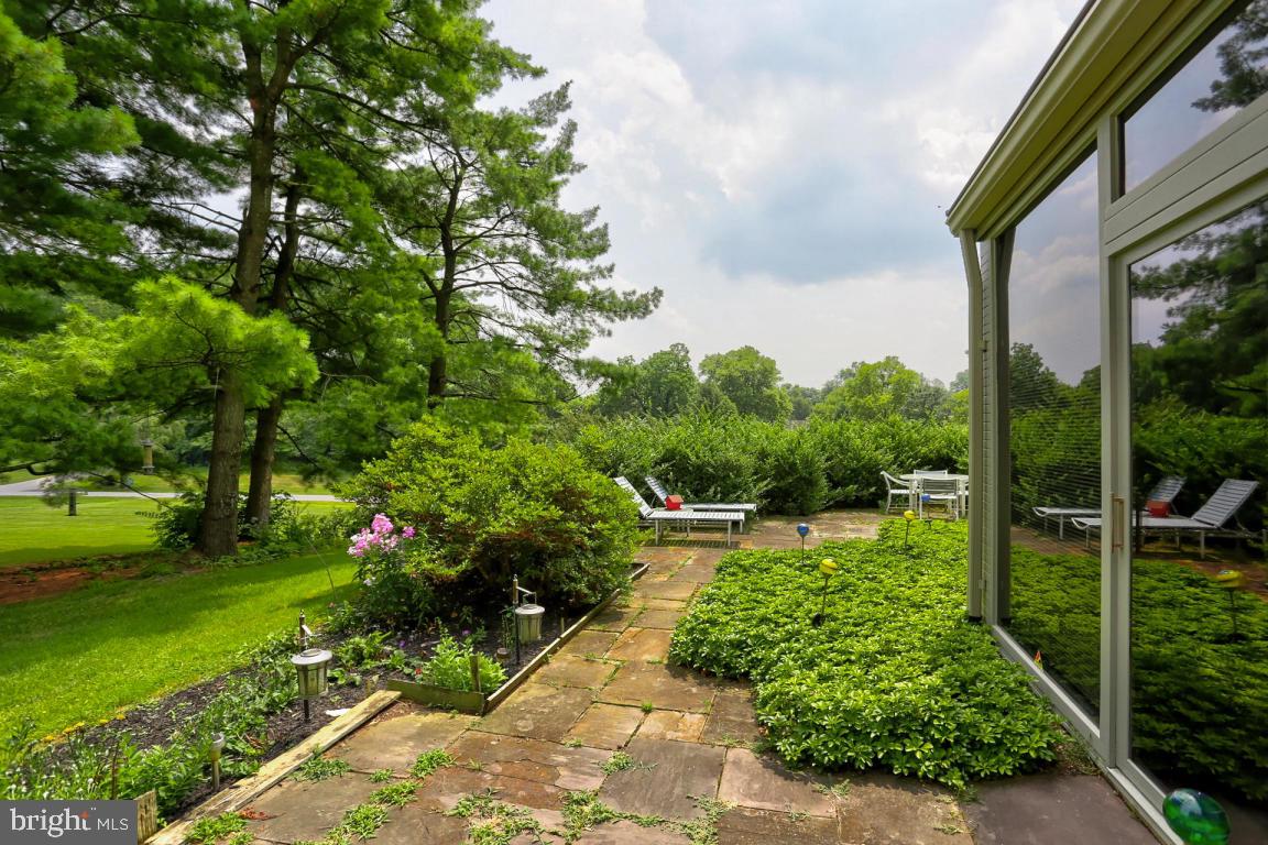 193 Eshelman Road Lancaster, PA 17601 - Photo 7 of 42