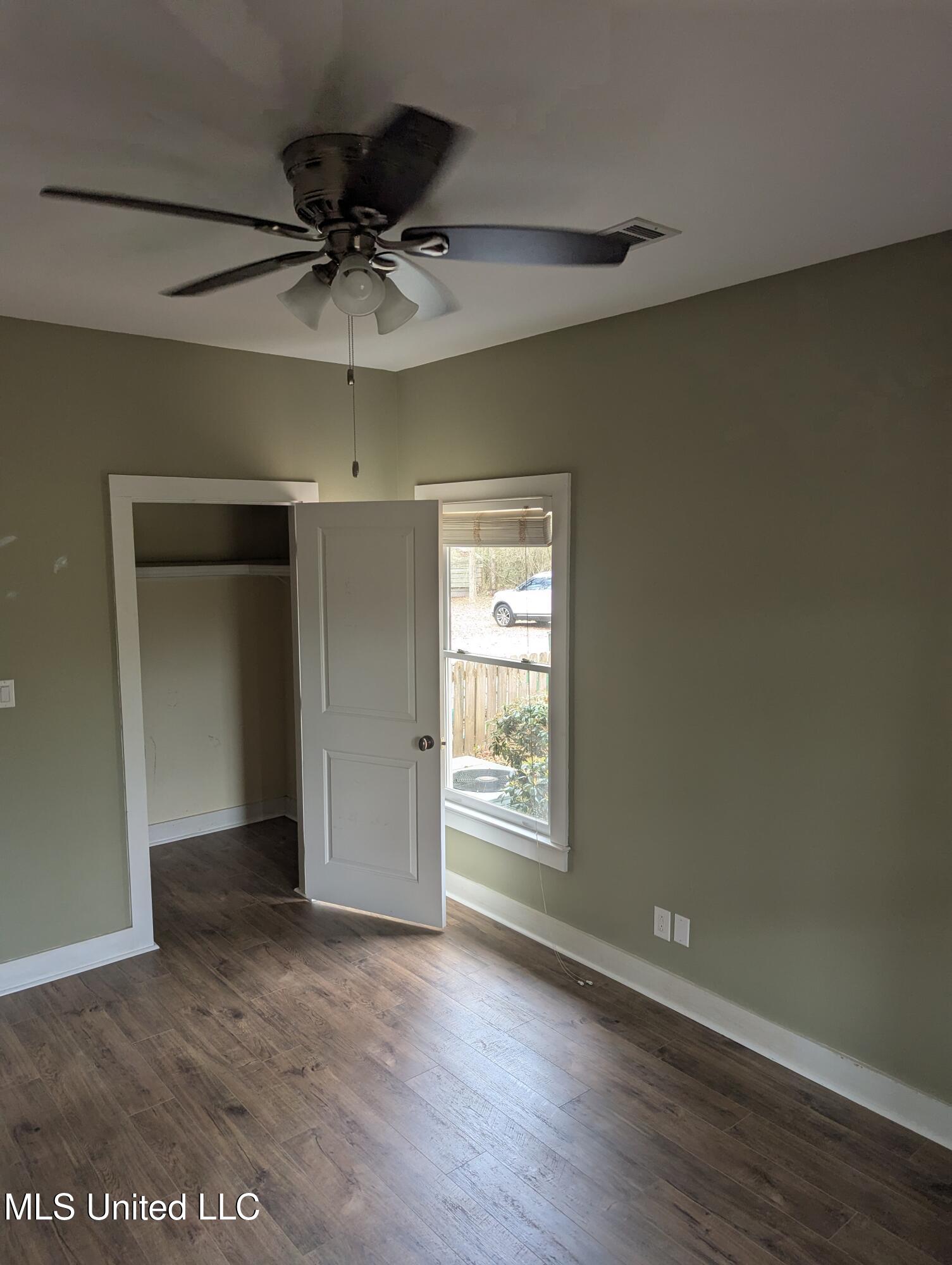 21217 Trails End Road Moss Point, MS 39562 - Photo 15 of 34 PXL_20250314_184532908