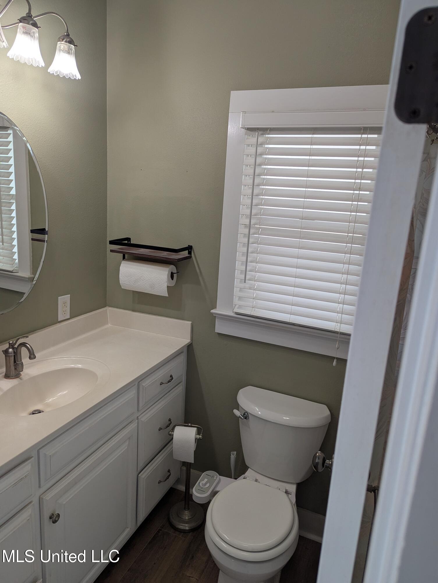 21217 Trails End Road Moss Point, MS 39562 - Photo 19 of 34 PXL_20250314_184321947