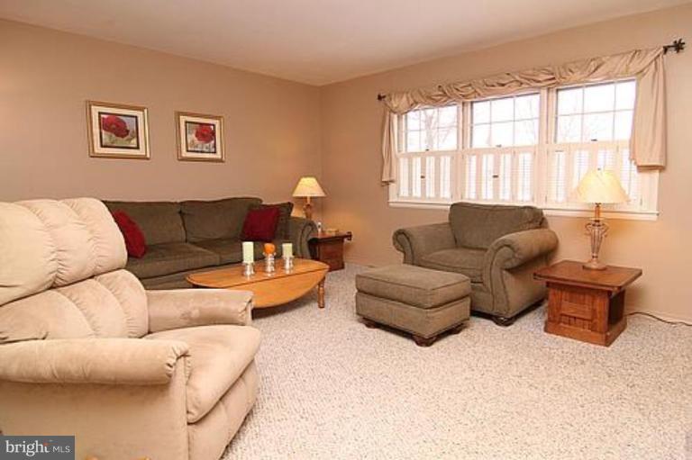 312 Janet Road Reisterstown, MD 21136 - Photo 8 of 14 Living Room #2