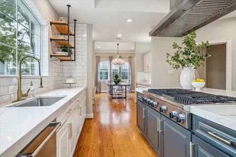 $1,199,000 | 1502 Whispering Pines Drive, Houston, TX 77055