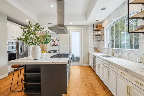 $1,199,000 | 1502 Whispering Pines Drive, Houston, TX 77055