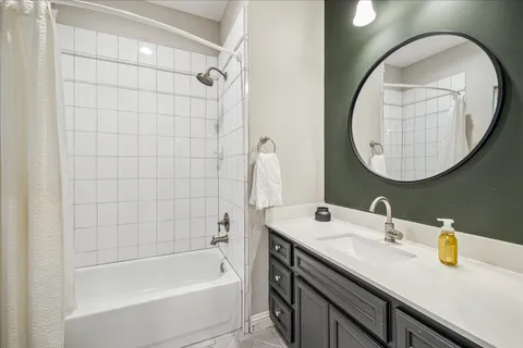 $1,199,000 | 1502 Whispering Pines Drive, Houston, TX 77055