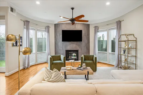 $1,199,000 | 1502 Whispering Pines Drive, Houston, TX 77055