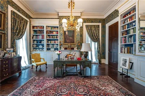 $8,500,000 | 2423 Prytania Street, New Orleans, LA 70130