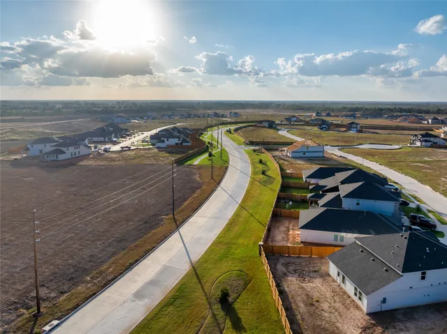 $299,990 | 3017 Mistflower Trail, Brookshire, TX 77423