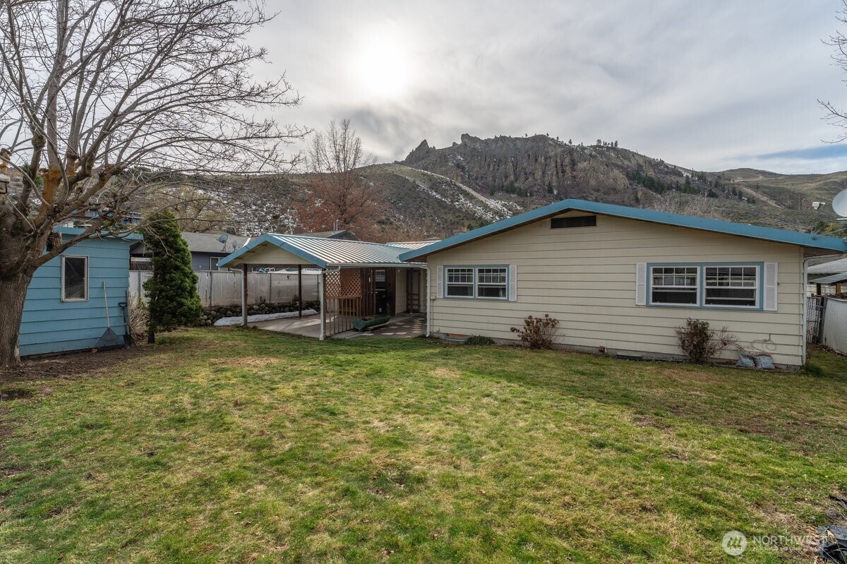 1423 Oak Street Wenatchee, WA 98801 - Photo 25 of 28