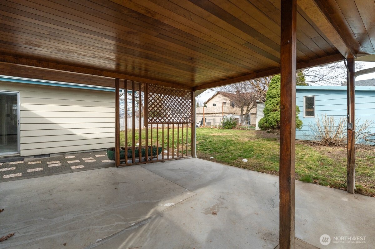 1423 Oak Street Wenatchee, WA 98801 - Photo 26 of 28