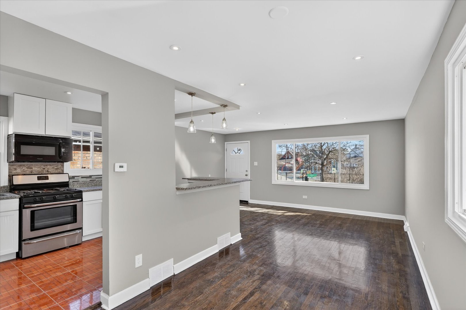 10020 South Union Avenue Chicago, IL 60628 - Photo 14 of 43