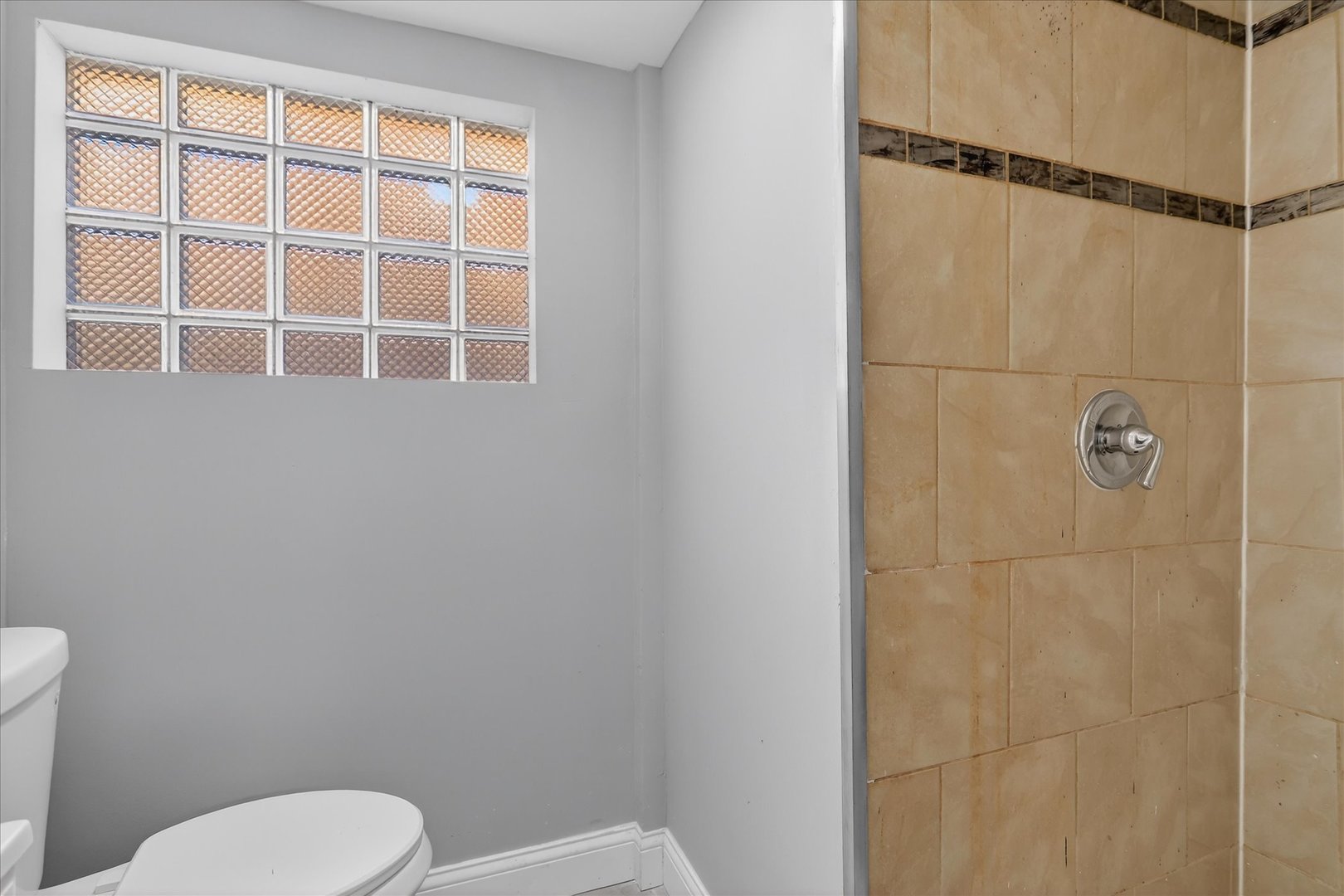 10020 South Union Avenue Chicago, IL 60628 - Photo 30 of 43