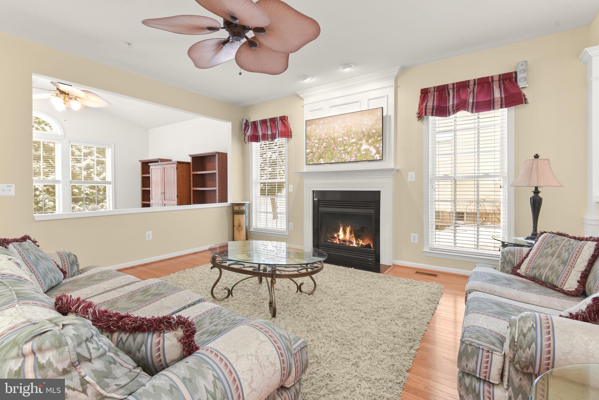 8241 Academy Road, Unit 41 Ellicott City, MD 21043 - Photo 13 of 52 Living Room