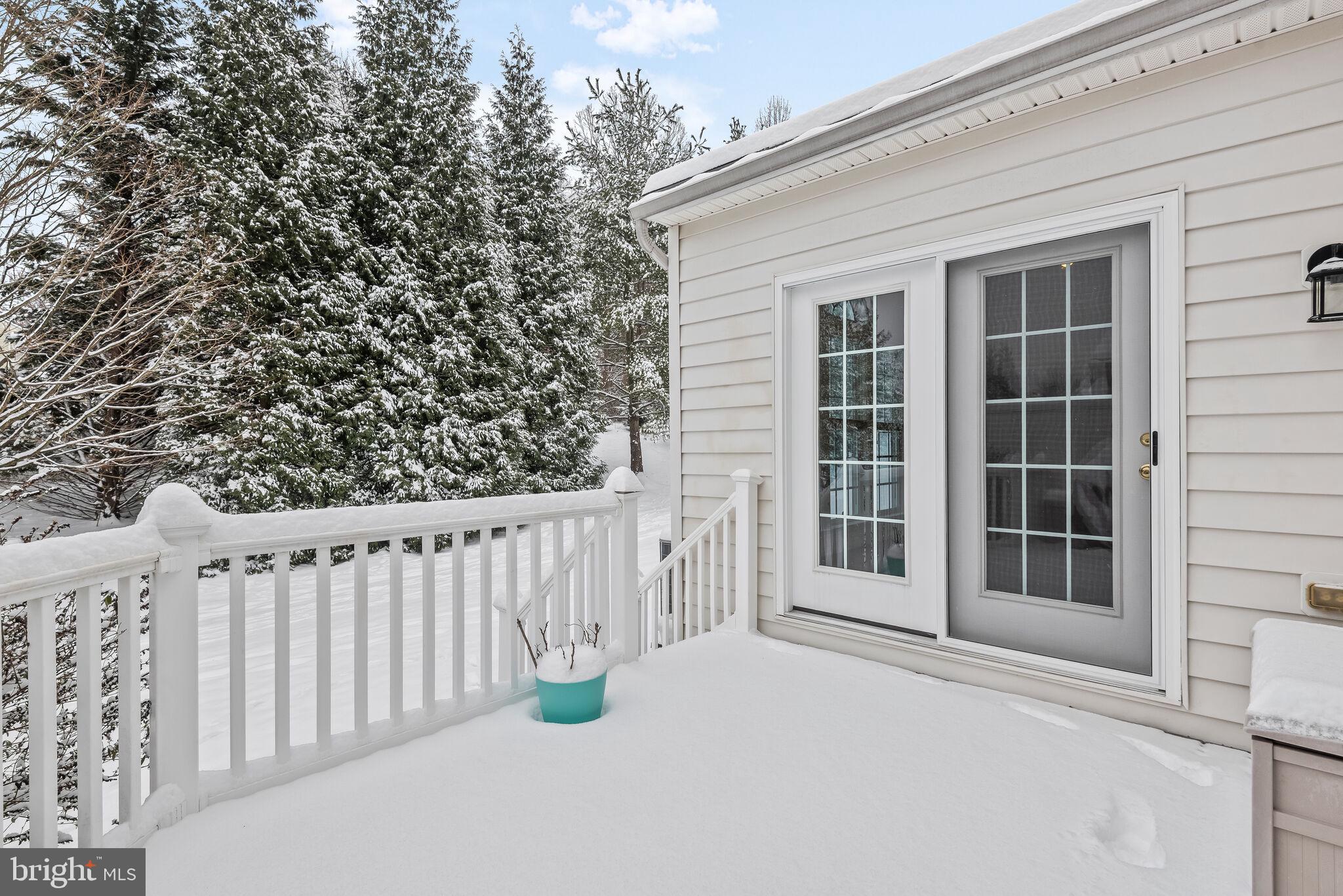 8241 Academy Road, Unit 41 Ellicott City, MD 21043 - Photo 41 of 52 Deck