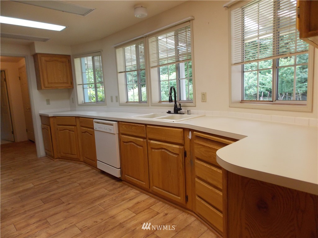 152 Del Ray Road Mossyrock, WA 98564 - Photo 11 of 34 Gallery Image 11