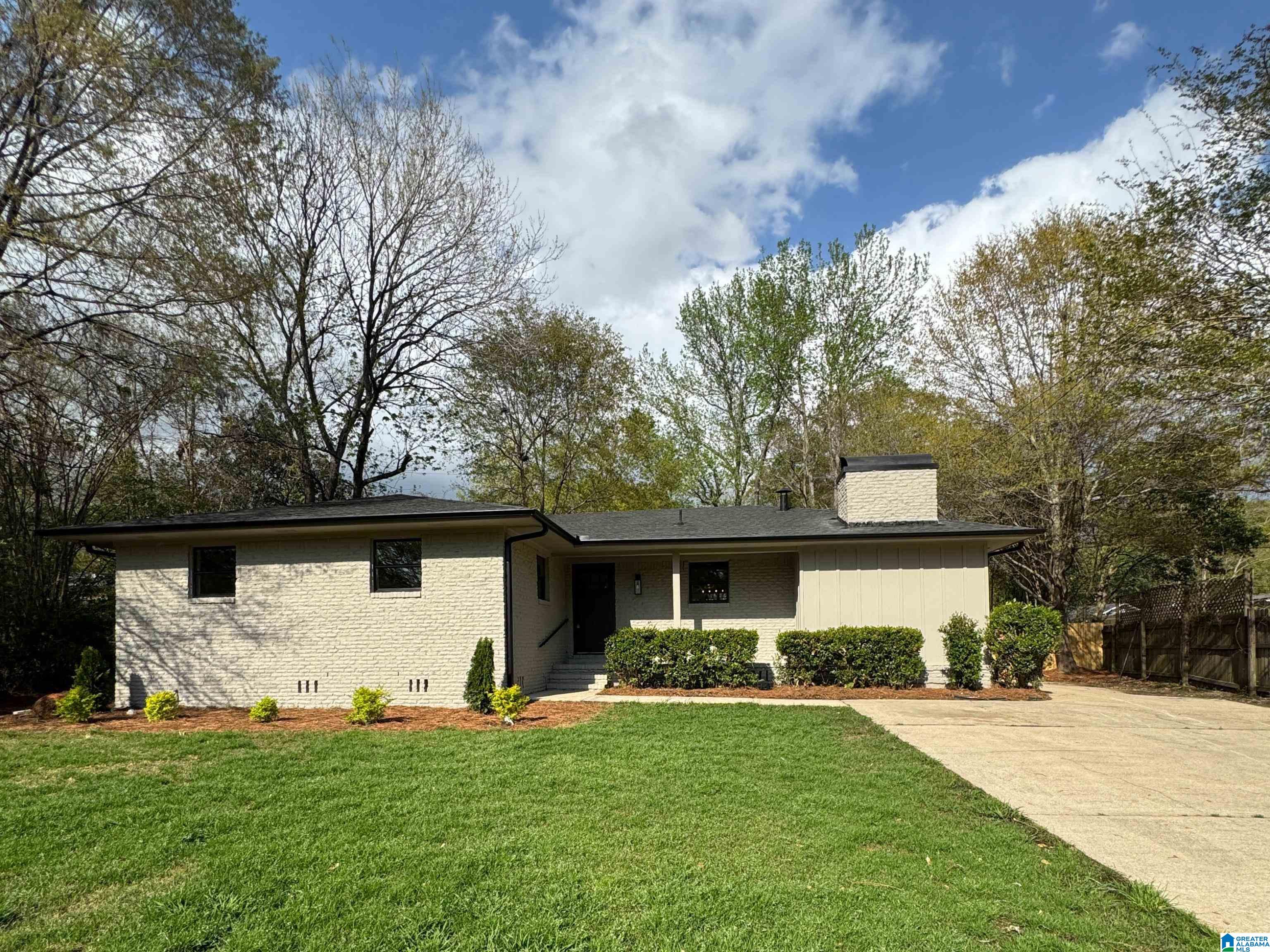 4376 MountainDale Road Birmingham, AL 35213 - Photo 1 of 18 Gallery Image 1