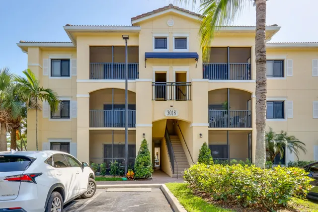 $2,000 | 3018 Alcazar Place, Unit 108, Palm Beach Gardens, FL 33410