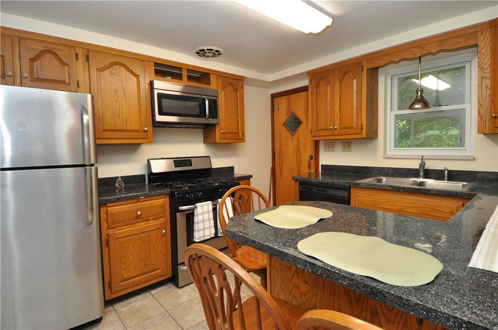 1103 Riverview Road Pittsburgh, PA 15238 - Photo 7 of 13 Gallery Image 7
