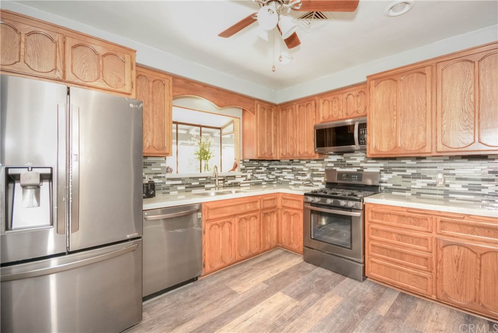 5286 Jurupa Avenue Riverside, CA 92504 - Photo 1 of 1 amazing kitchen
